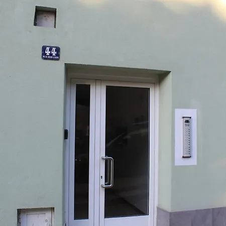 Terrace44 Oasi Di Pace E Relax Nel Cuore Di Trieszt